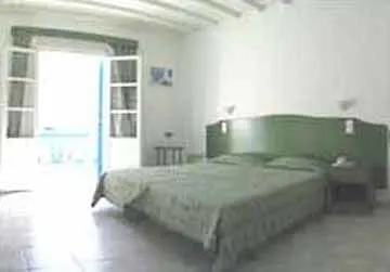 Ξενοδοχείο Anna 4*