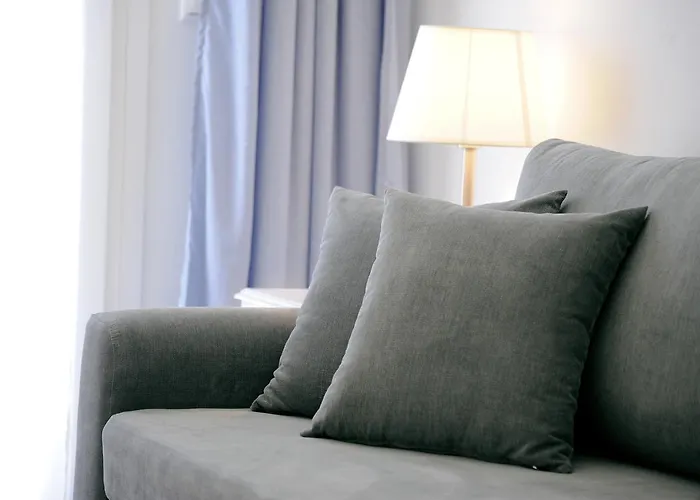 Anna بلاتيس يالوس